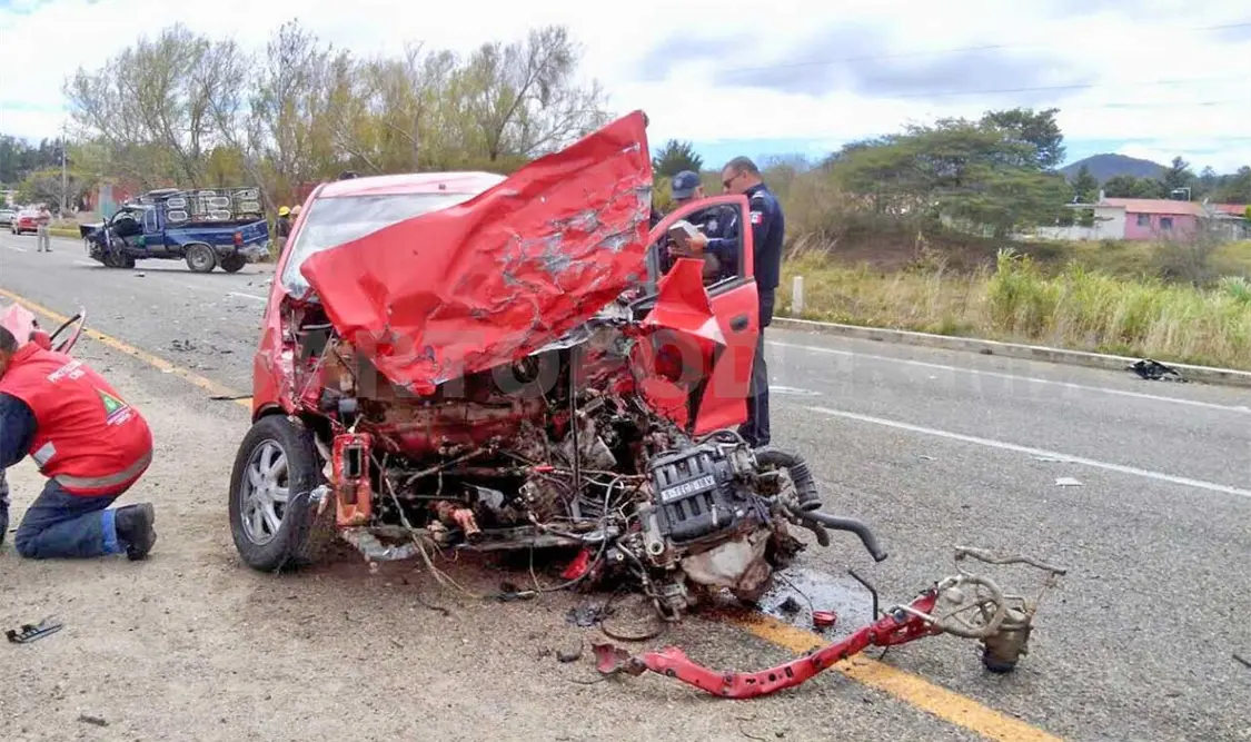 Carambolazo deja seis heridos en la carretera a La Trinitaria