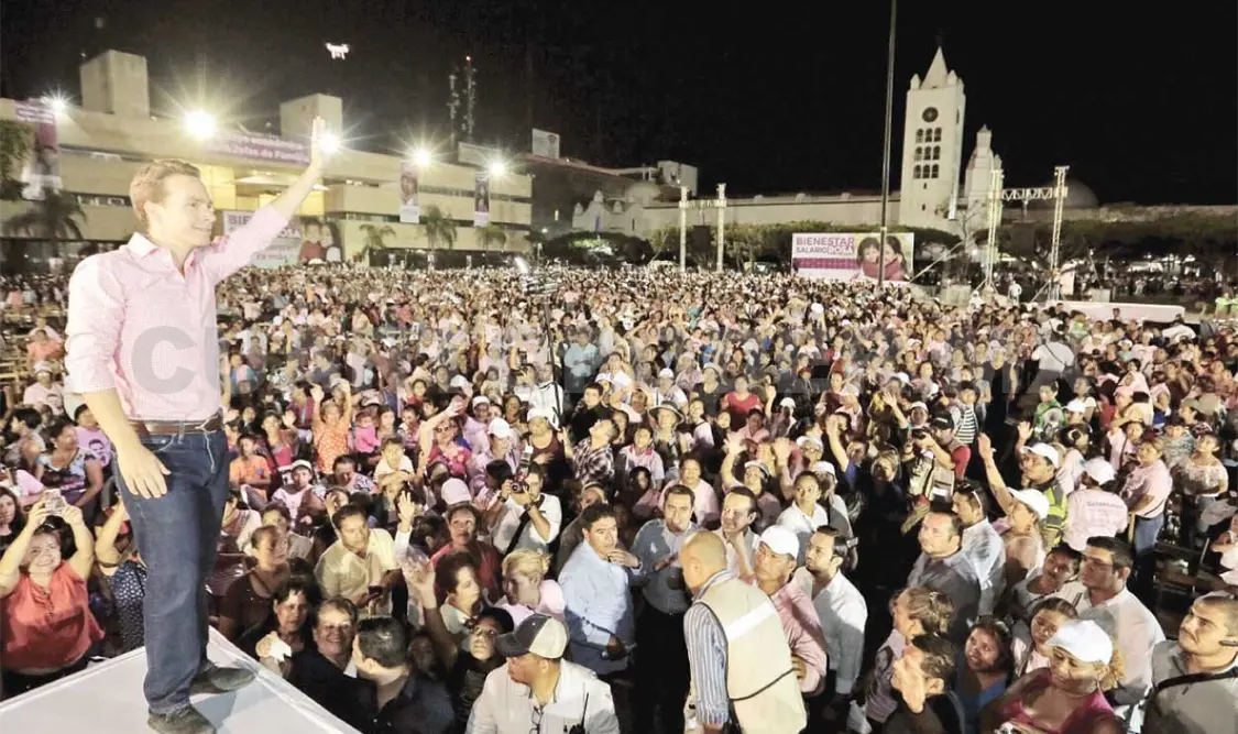 Arranca Velasco Bienestar Salario Rosa en Tuxtla
