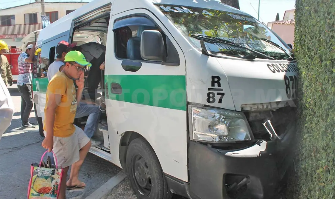 Colectivazo deja nueve pasajeros lesionados