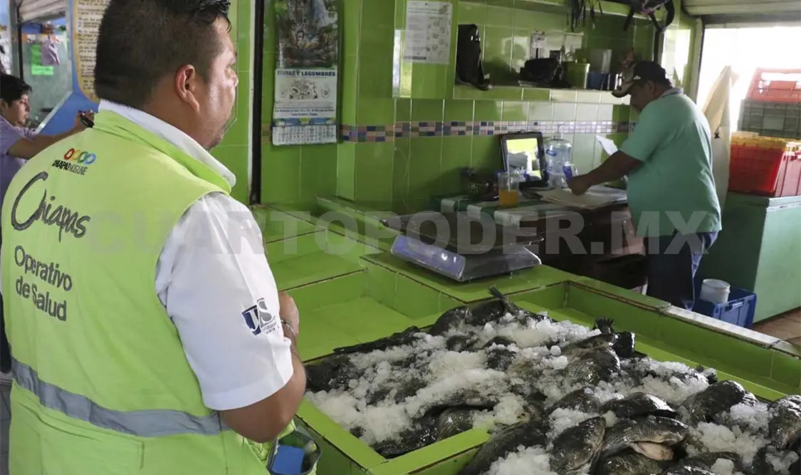 Vigilan sanidad en venta de pescados y mariscos