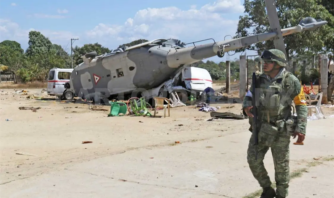 Helicóptero que cayó siguió protocolo: Segob