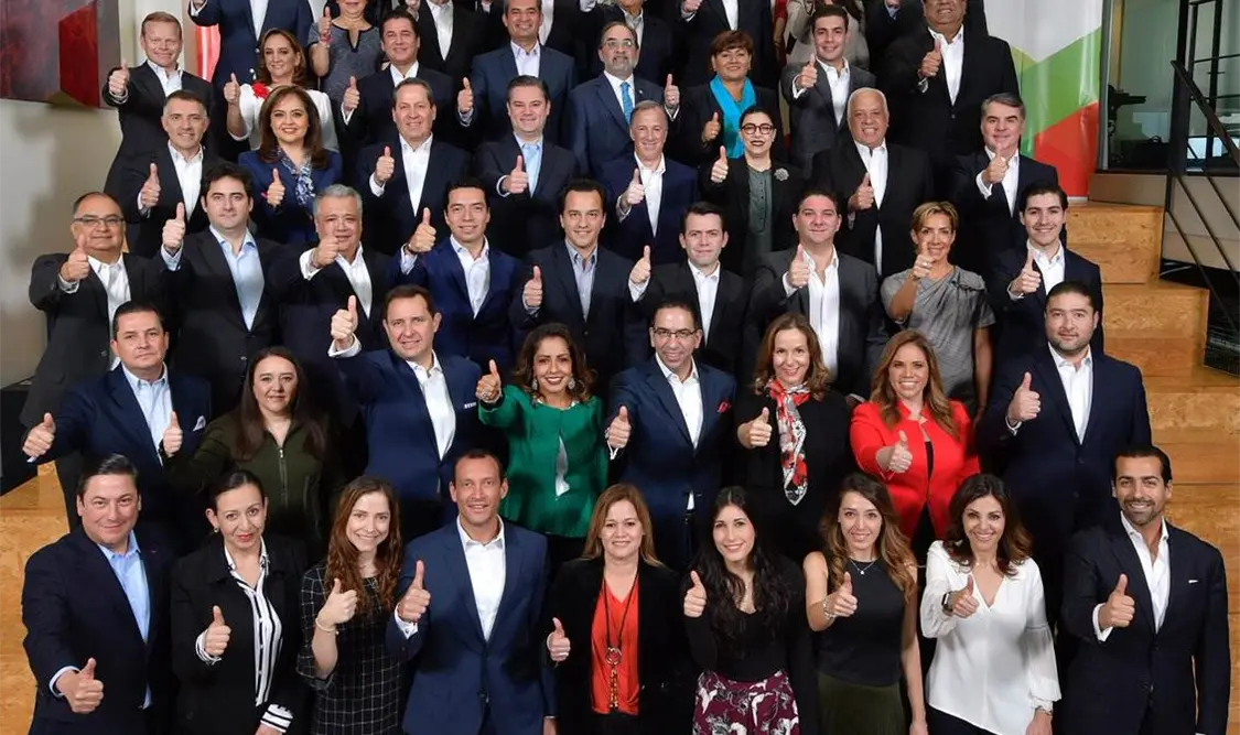 José Antonio Meade presenta a su equipo de campaña