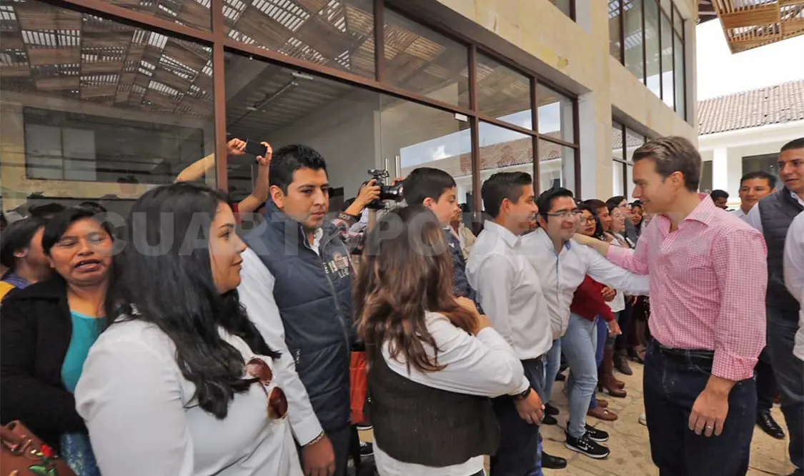 Entrega Velasco Unidad Administrativa en SCLC