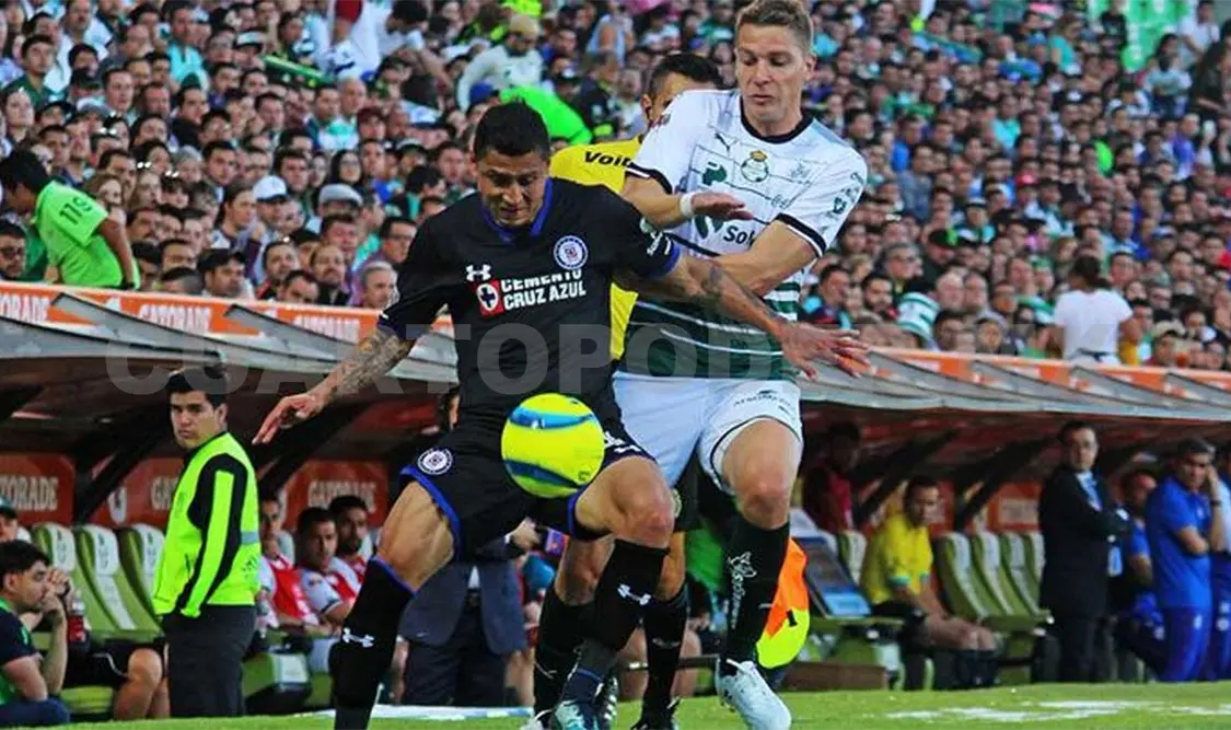 Santos vence 2-0 a Cruz Azul y es sublíder