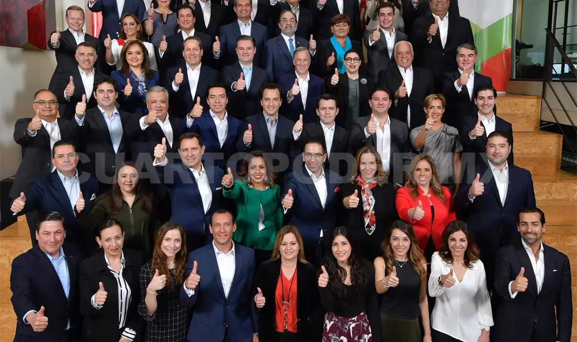 Meade Kuribreña presenta a su equipo de campaña
