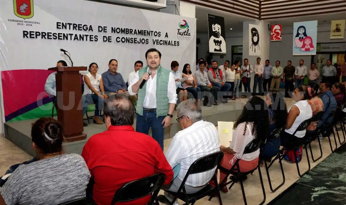Entregan nombramientos a representantes de colonias