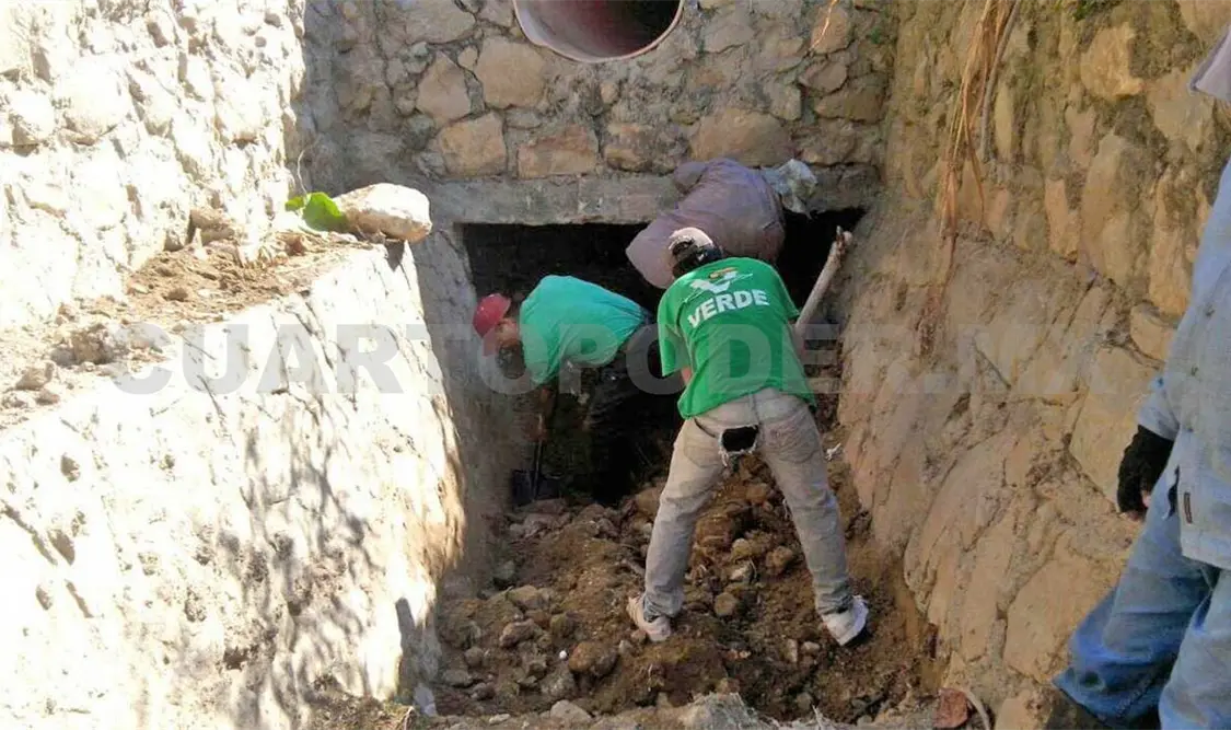 Por cercanía de lluvias desazolvan el río Sabinal