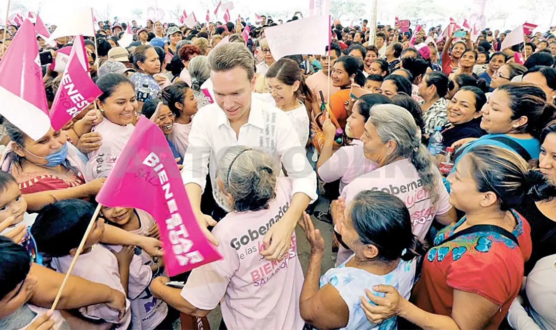 MVC entrega apoyos de Bienestar Salario Rosa