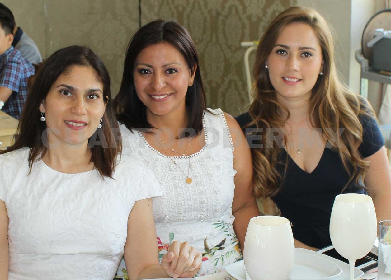 Primera comunión de hermanitos