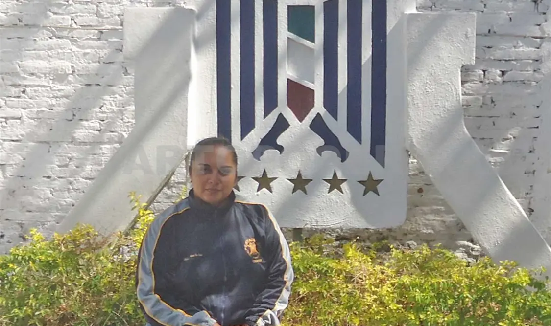 Lorena Paz, mamá y oficial del PDMU
