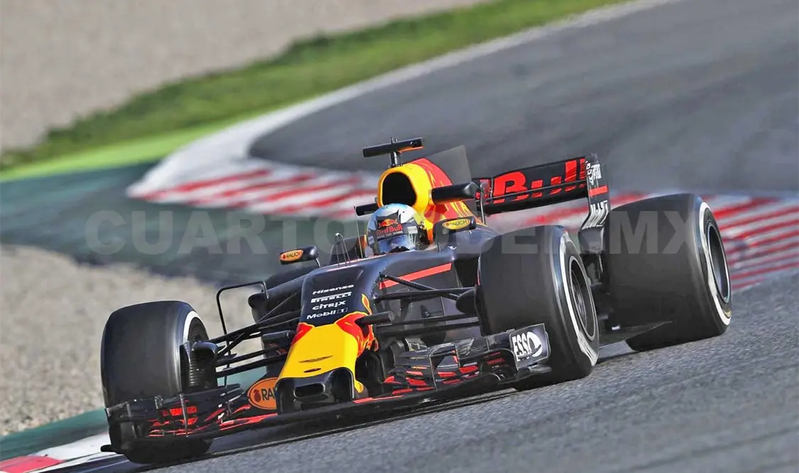 Ricciardo es el más rápido en sexta jornada