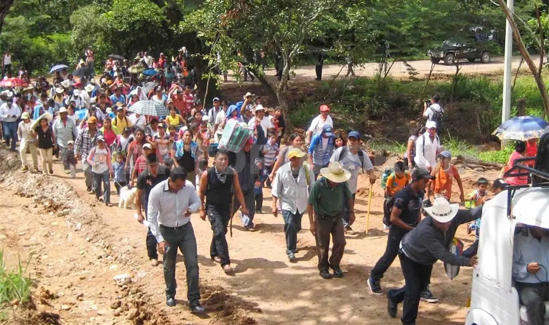 Aprueban en sesión de cabildo la donación de un terreno particular para la construcción de una clínica. Cortesía