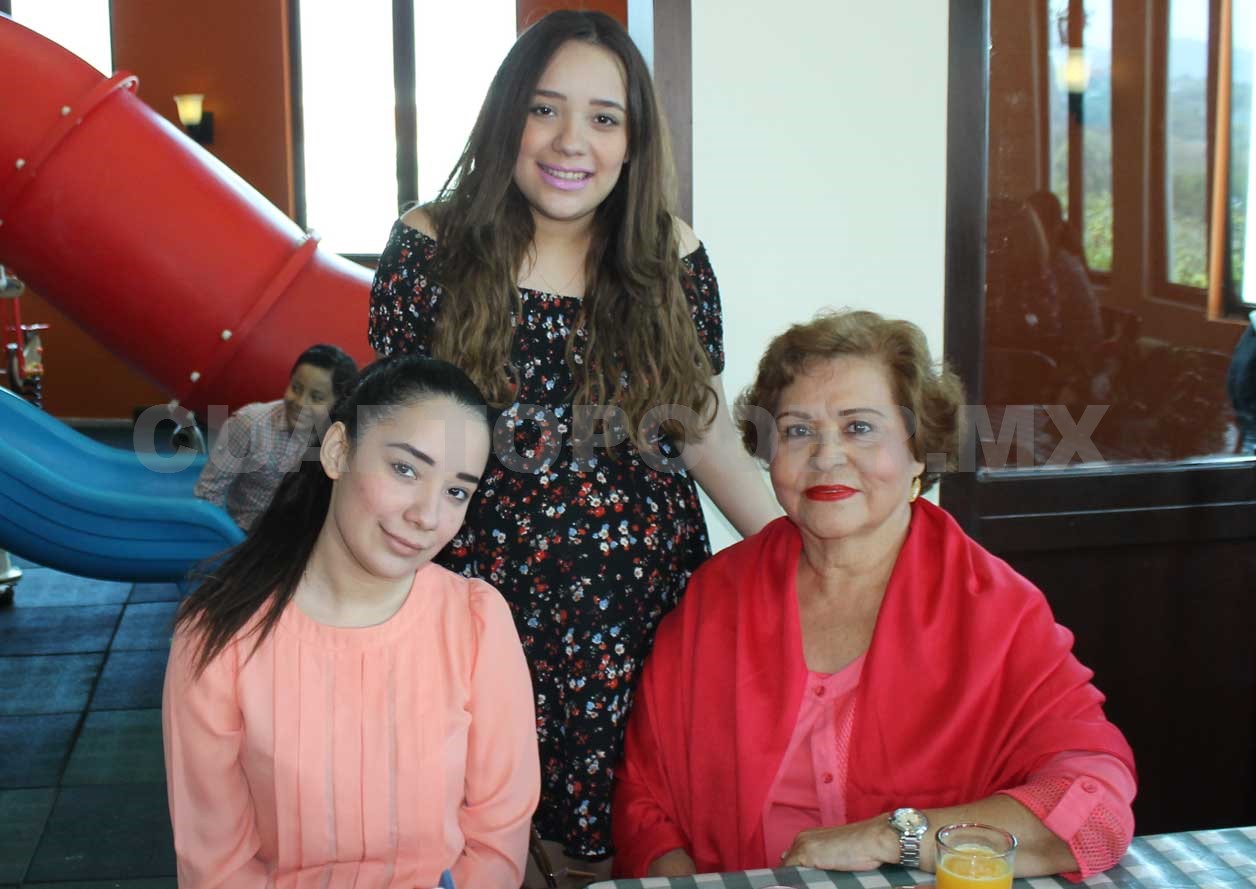 ¡Felicidades, Karina!