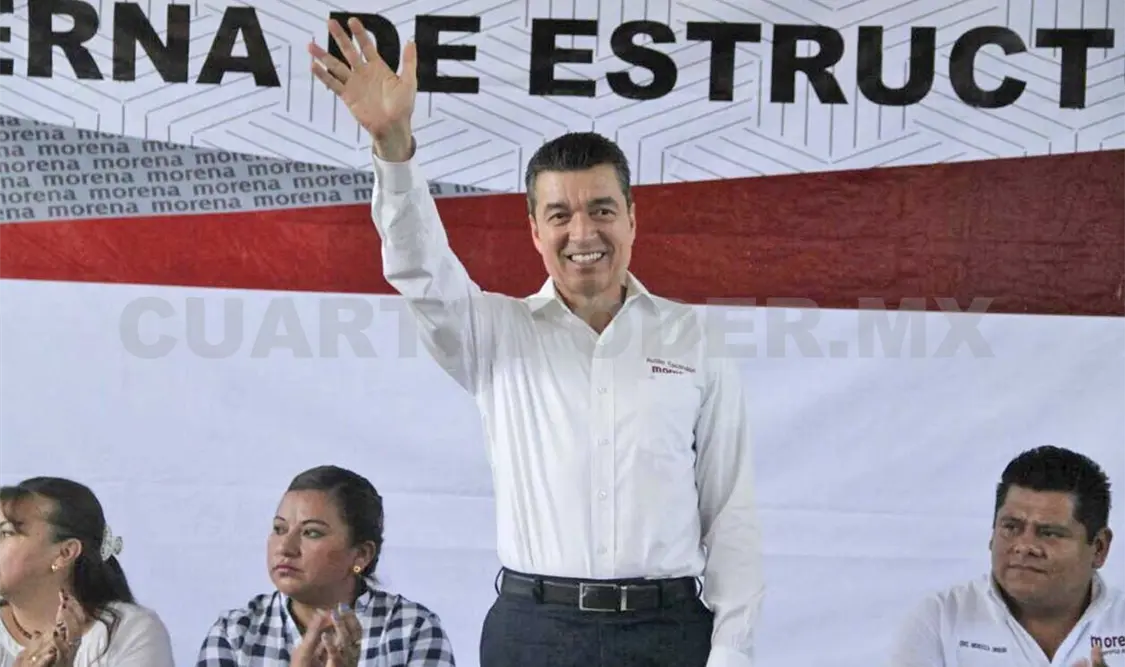 Presente Rutilio en reunión de estructura