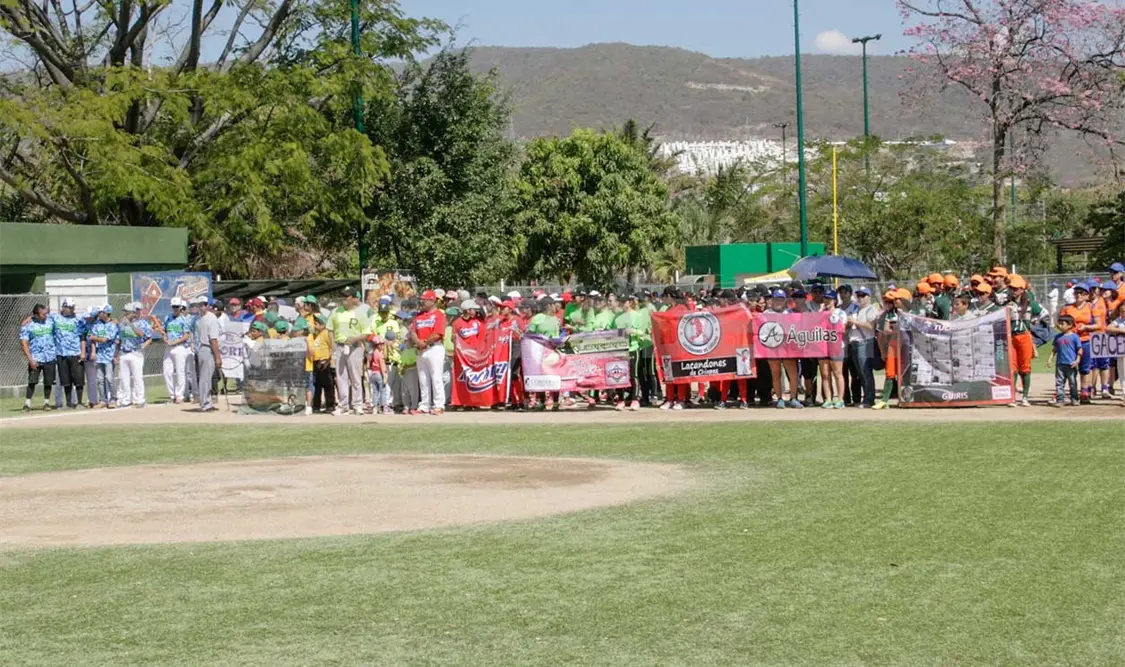 Inauguraron Campeonato de Softbol 2018