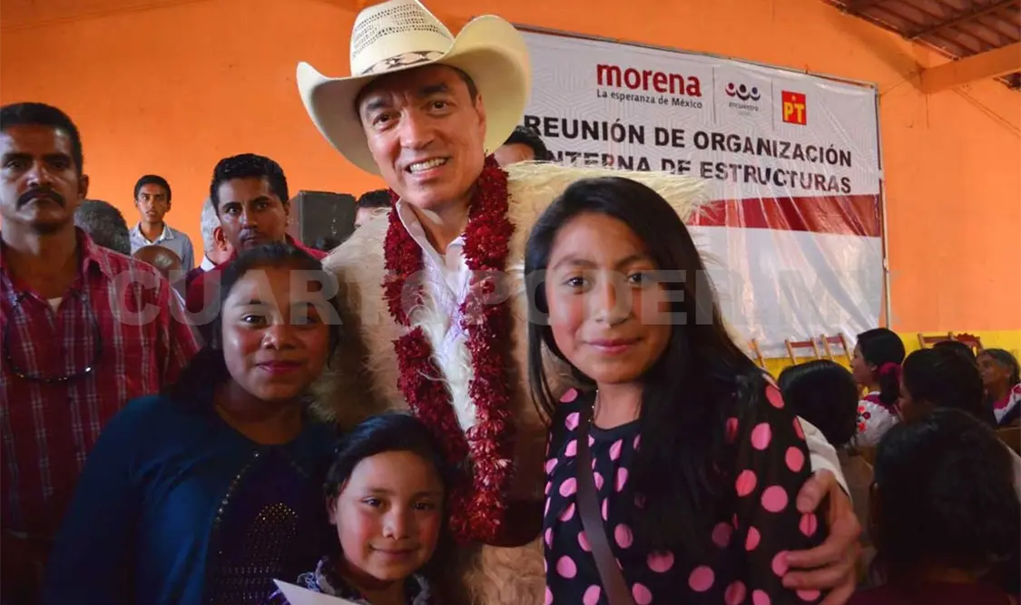 Encabeza Rutilio reunión en Rincón Chamula