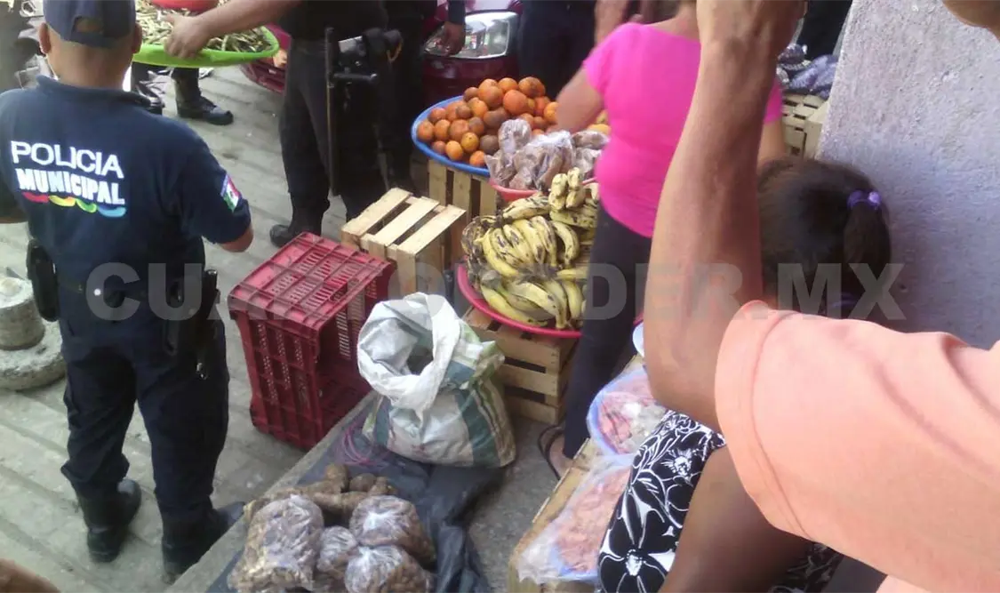 Comerciantes de Tecpatán denuncian desalojo violento