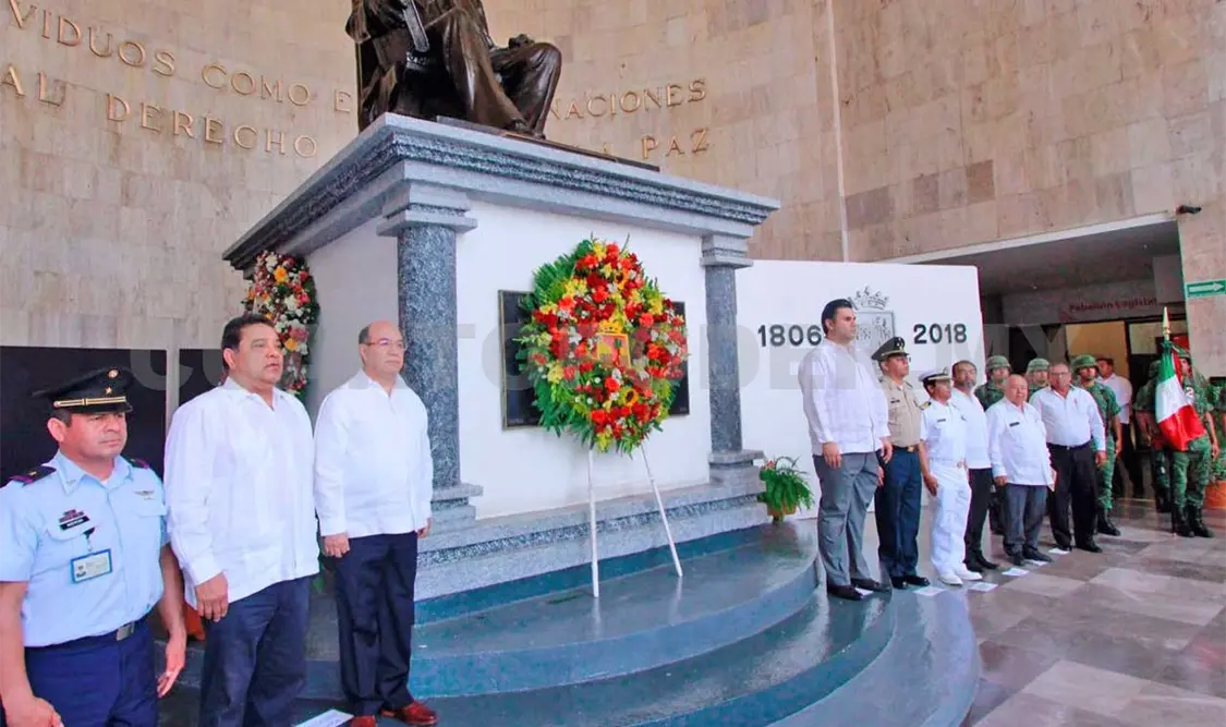 Conmemoran Natalicio de Benito Juárez