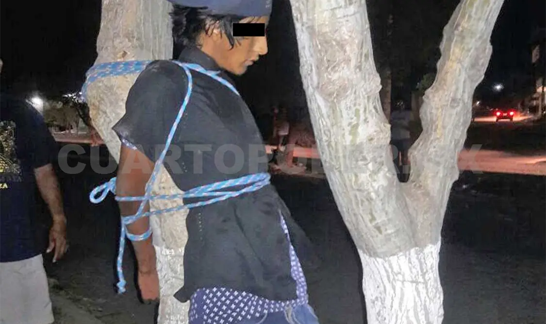 Colonos retienen y amarran a presunto ladrón en Tuxtla