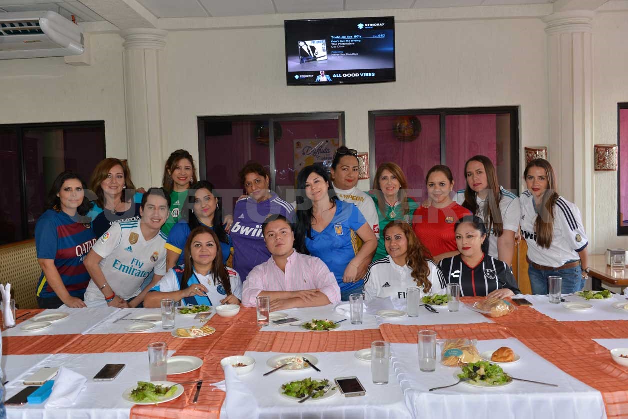 Isabel festejó con amigas