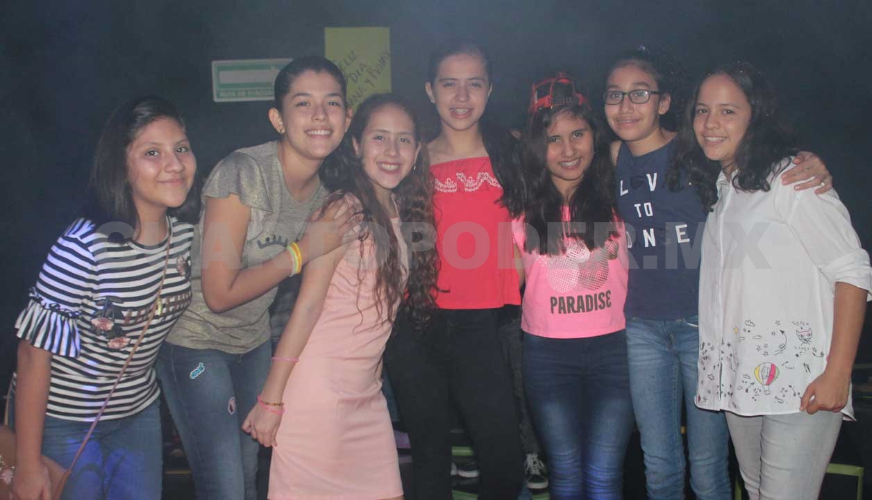Música, baile y amigos