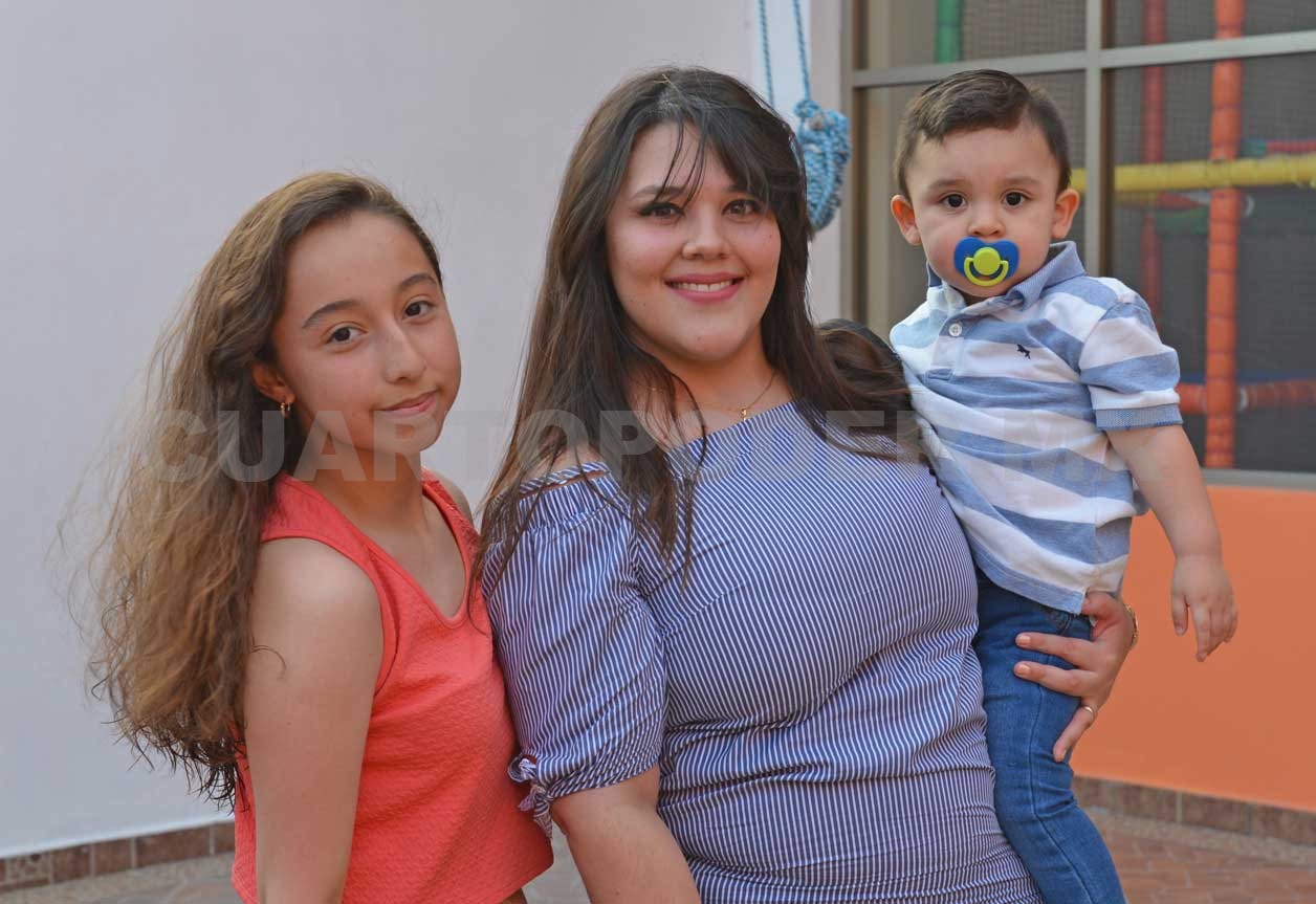 Cumpleaños de hermanitas