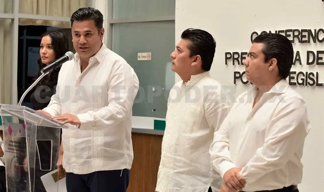 Casi la mitad de diputados con licencia