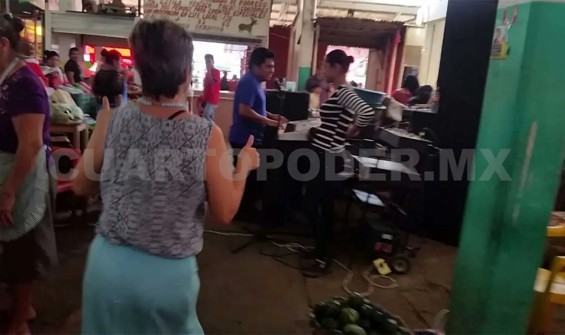 Llevan la música a todos lados