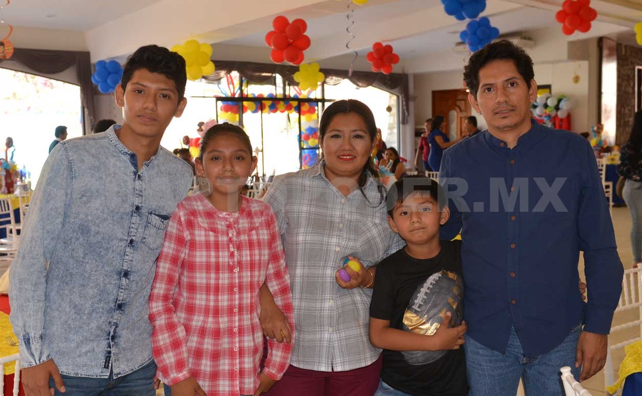 Feliz cumpleaños, Memito