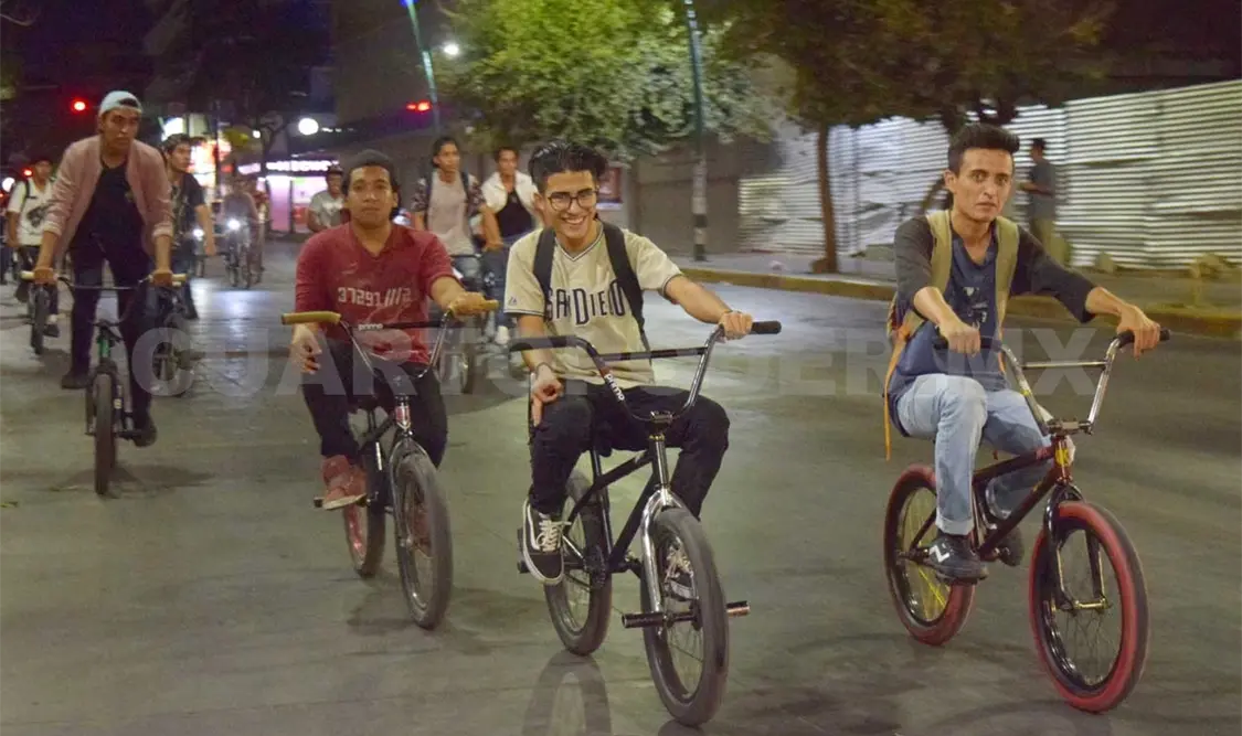 Rodarán por la noche con el paseo número 85