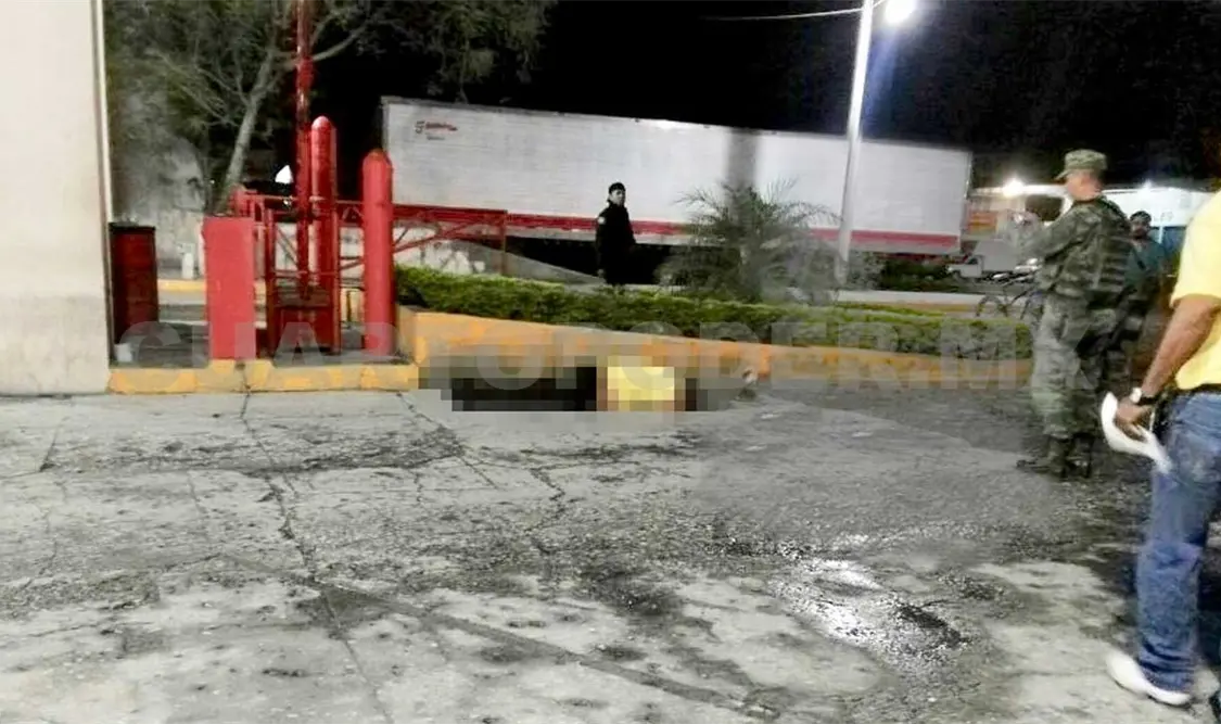 Asesinan a balazos a vigilante en la Central de Abastos