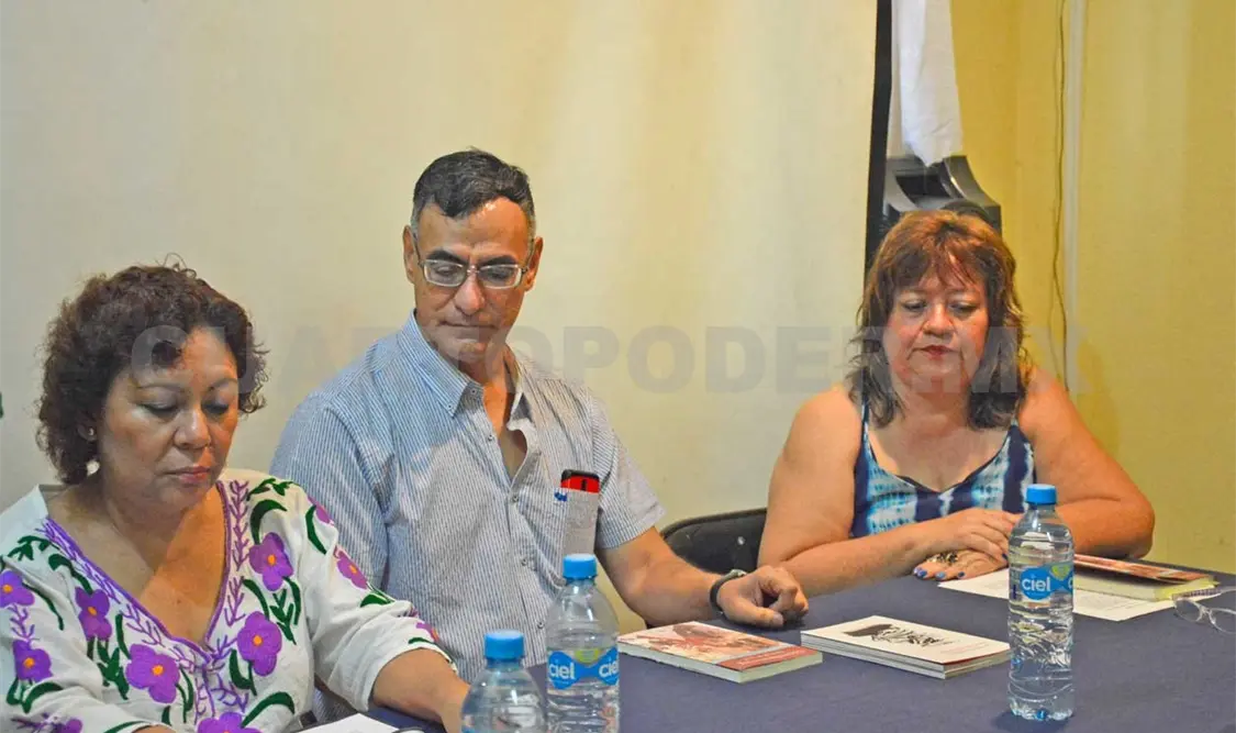 Luis Armenta Malpica crea Götterdämmerung