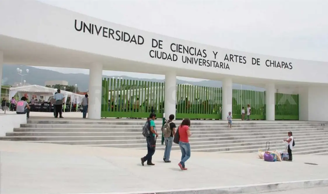Ofrecen diplomados para estudiantes de preparatoria