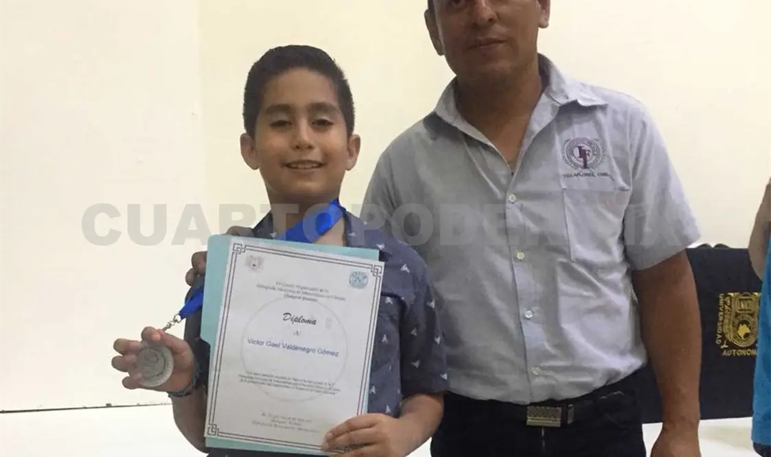 Obtiene medalla de plata en Olimpiada de Matemáticas