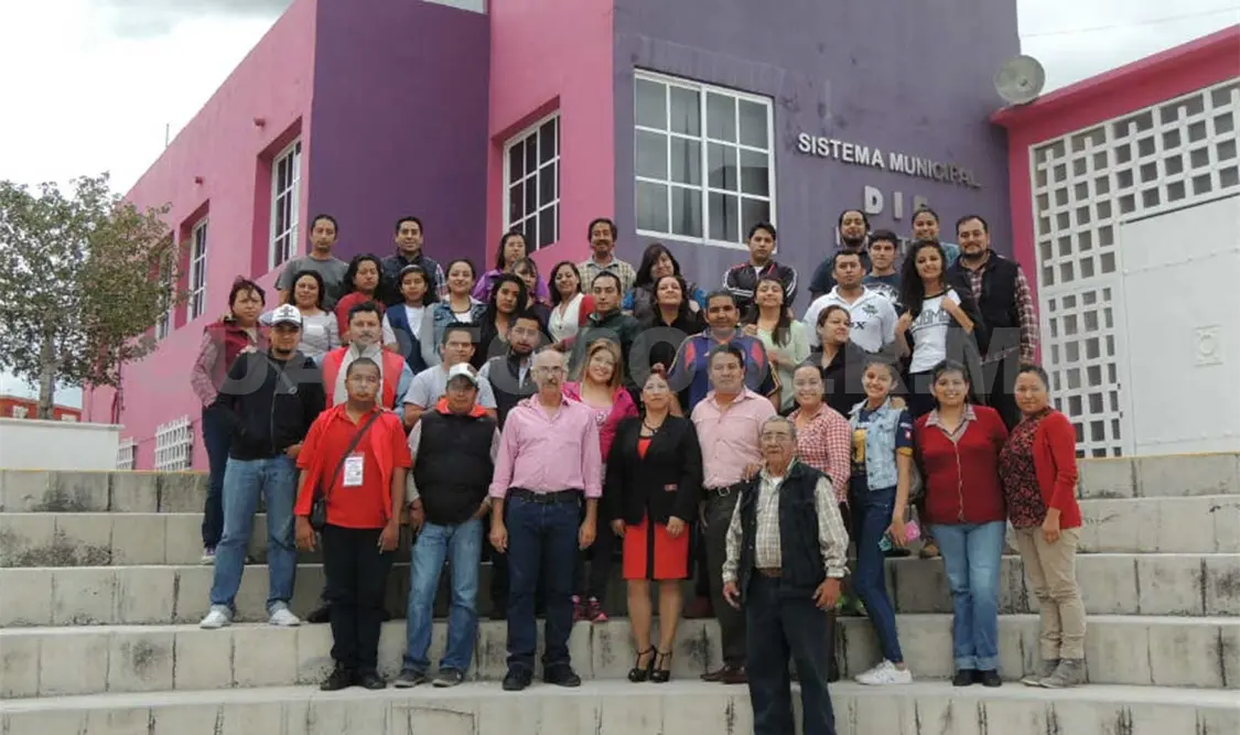 Los integrantes de este grupo fueron presentados en las escalinatas del Auditorio Nacional. Cortesía