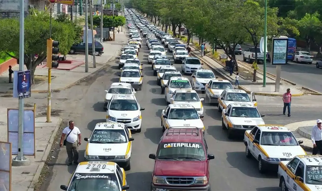 Transportistas obligados a instalar GPS y botón de pánico