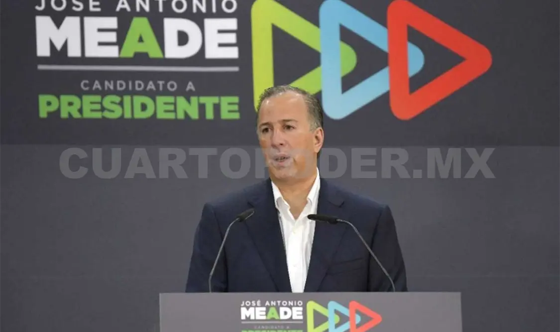 Meade invita a Rios Piter a su campaña