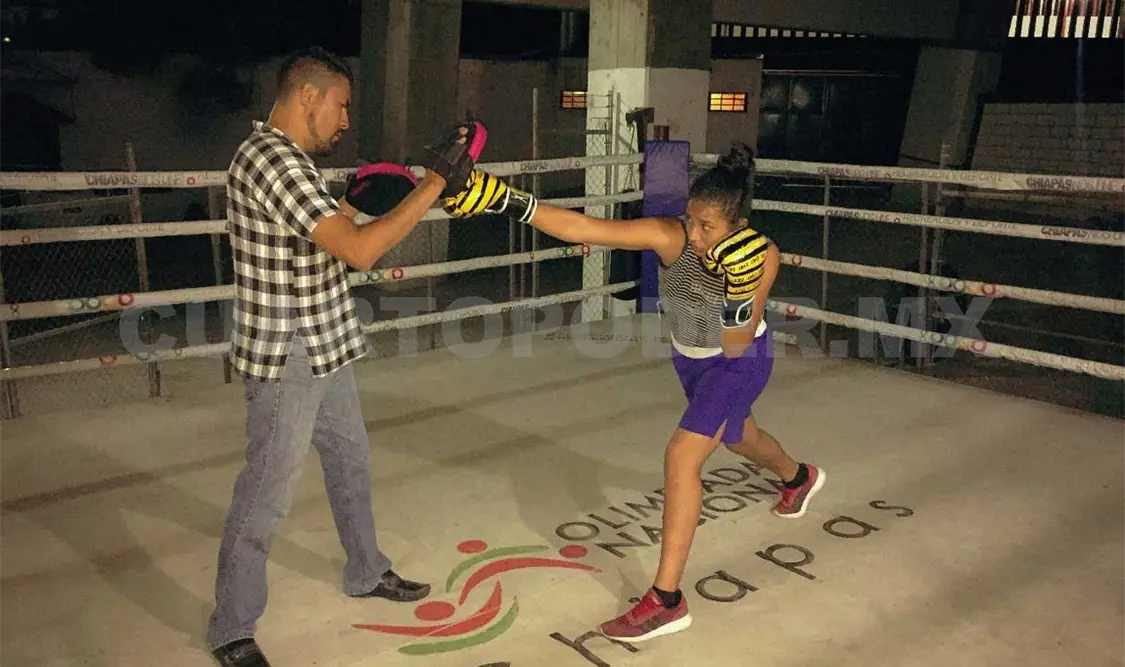 Pugilista chiapaneca asiste a Universiada