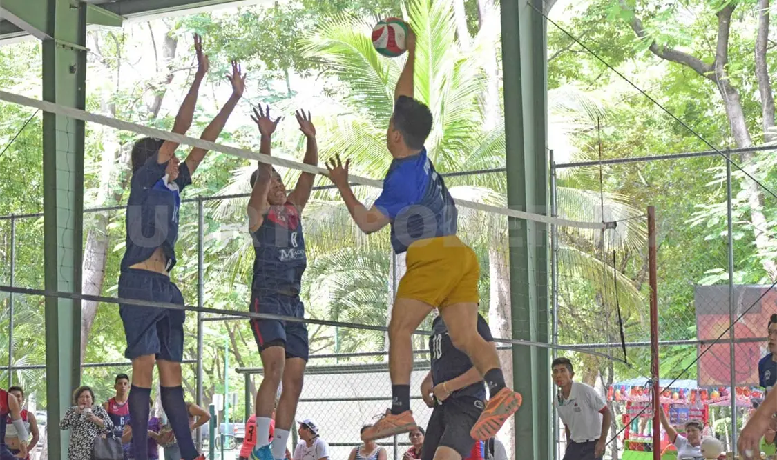Enigma a recuperar terreno en doble jornada