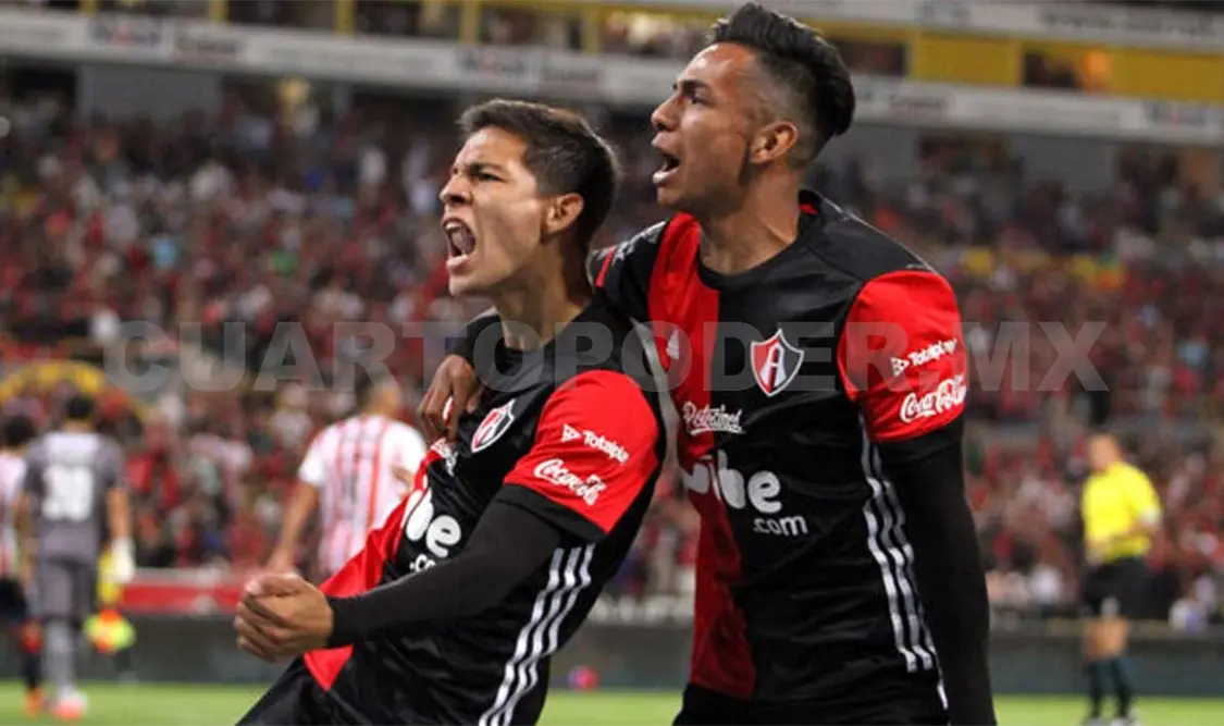 Atlas derrota a Chivas en un emotivo Clásico Tapatío