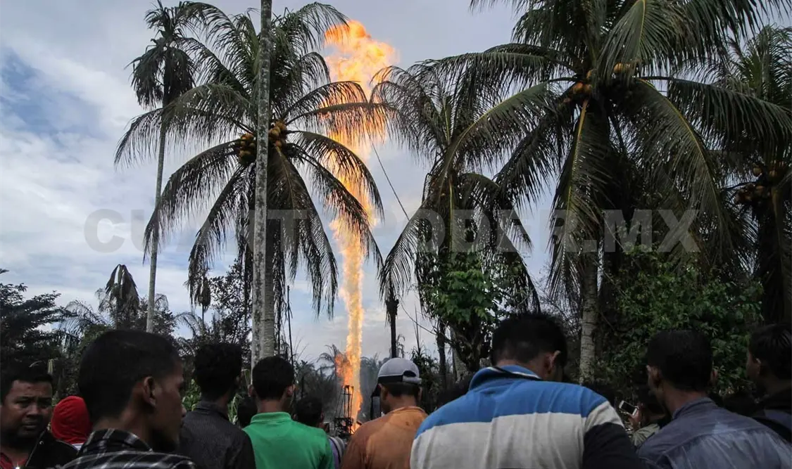 Explosión en pozo ilegal deja 15 muertos