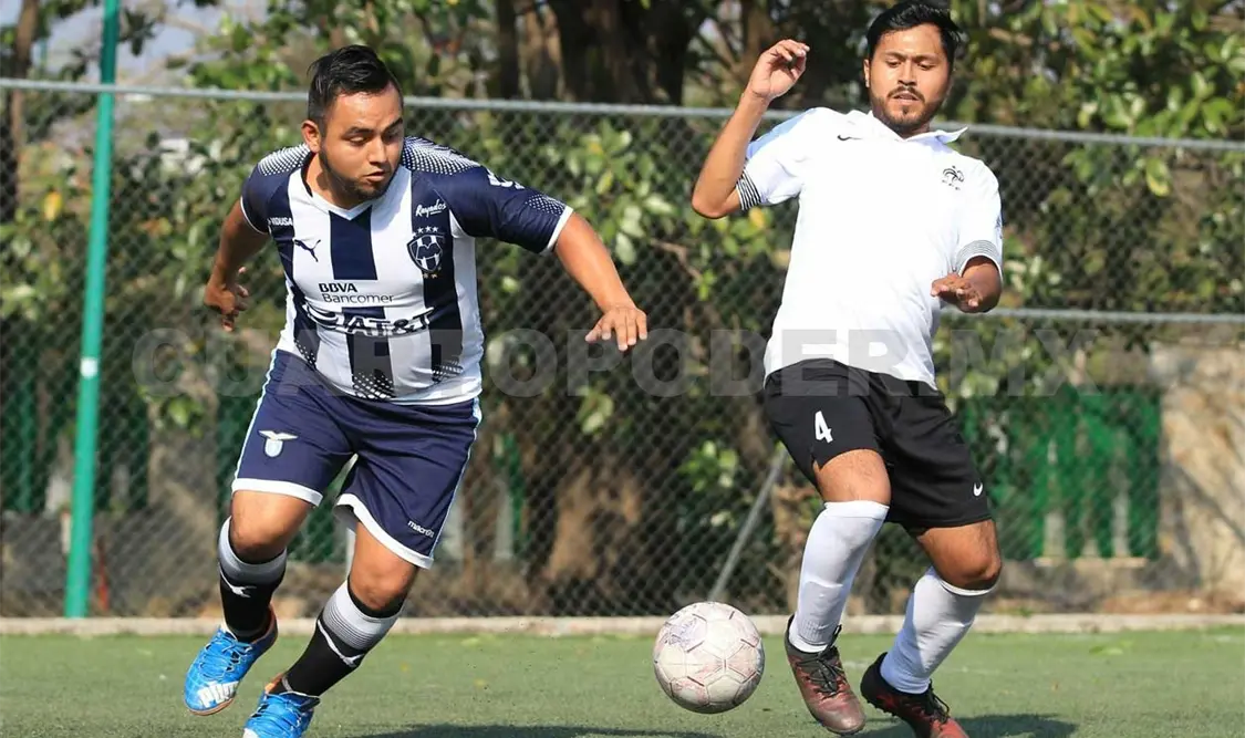 Novatos saca triunfo doble y es el líder