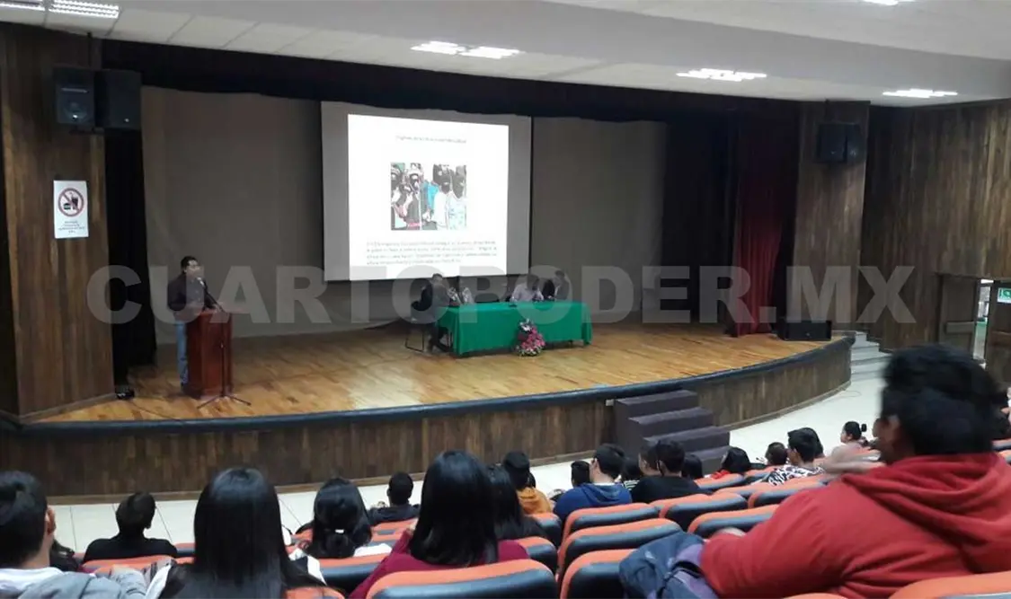 Las clases dieron inicio con una plática impartida por José Alfredo López Jiménez, docente de la UNICH. CP