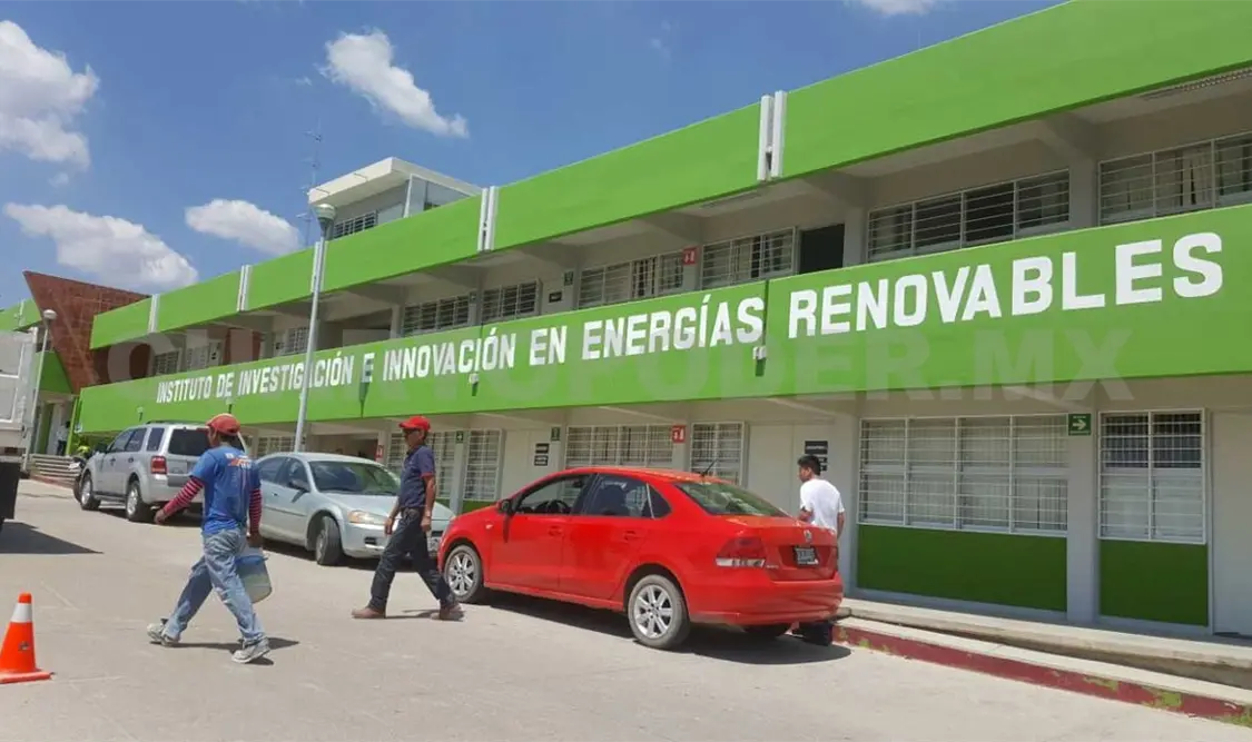 Unicachenses rechazan imposición de director