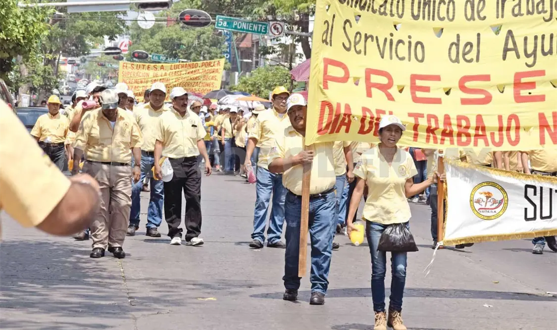 Conmemoran con marchas el Día del Trabajo