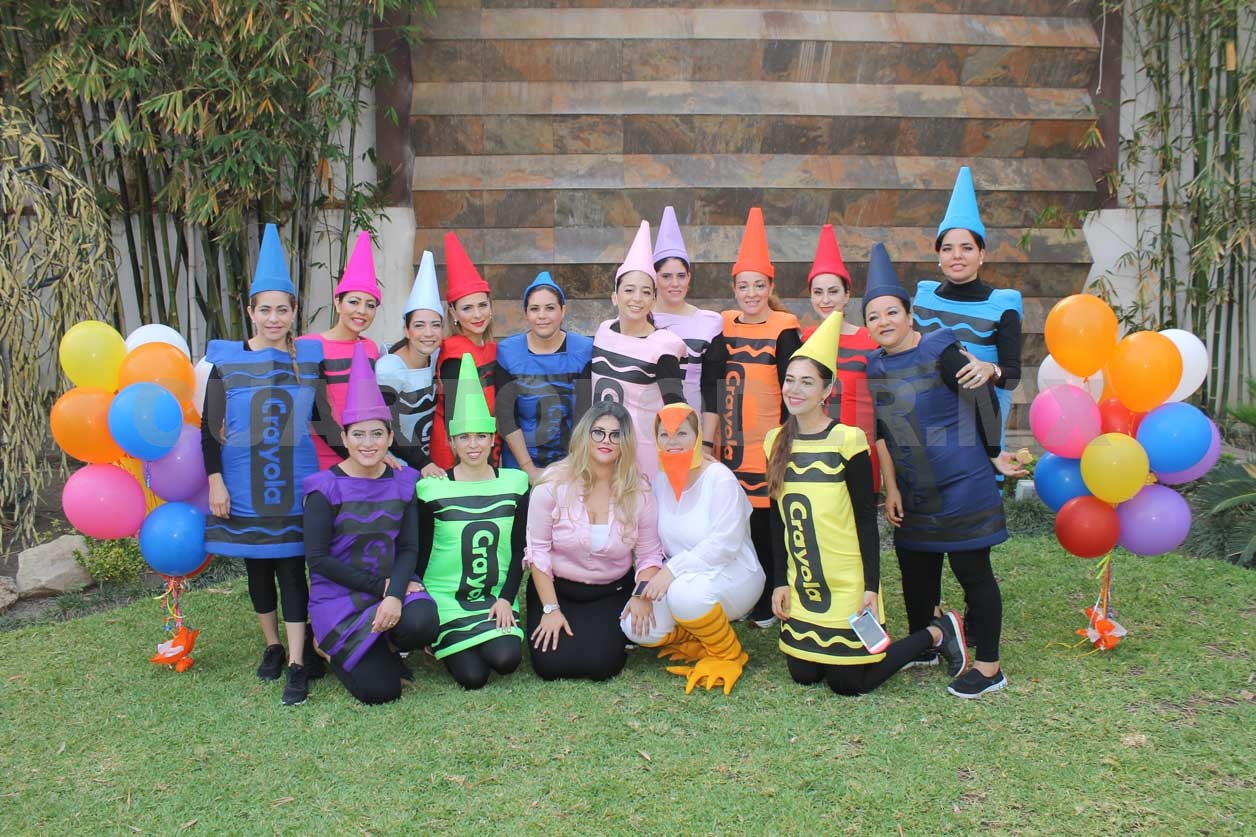 Mamás celebraron a sus peques