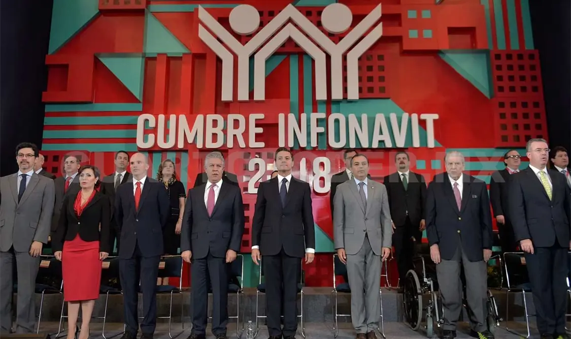 Entorno económico favorece incremento en créditos: EPN