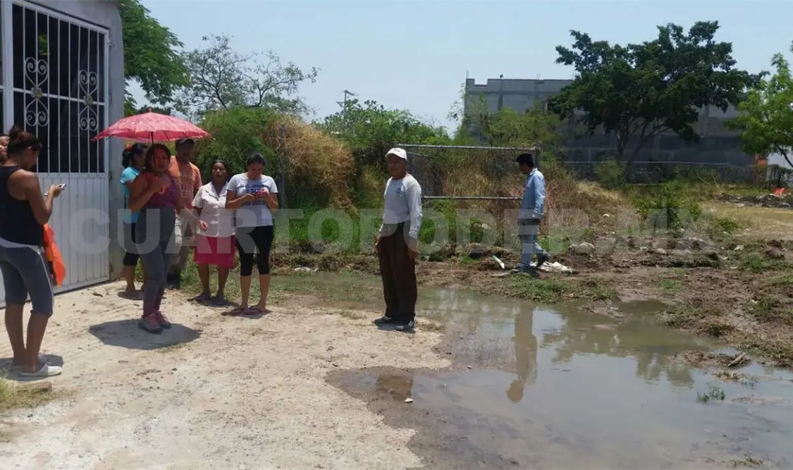 Entre aguas negras desde hace tres años