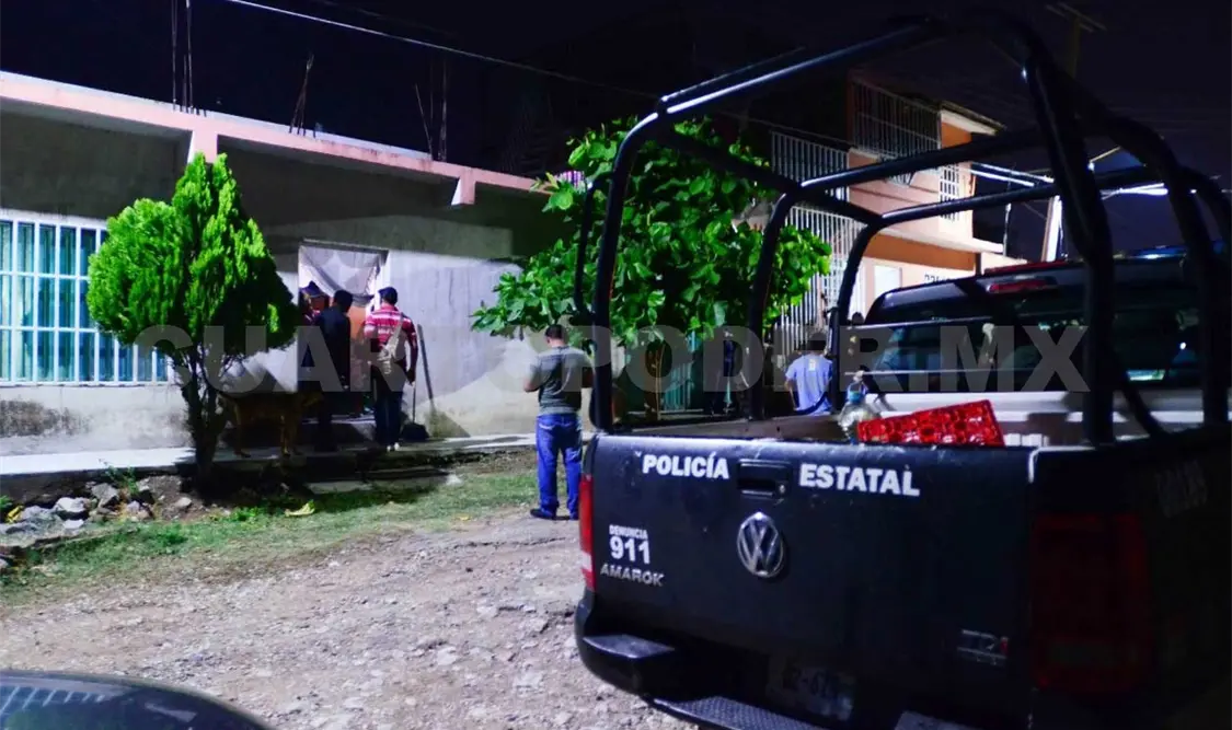 Encuentran a mujer ahorcada en un domicilio