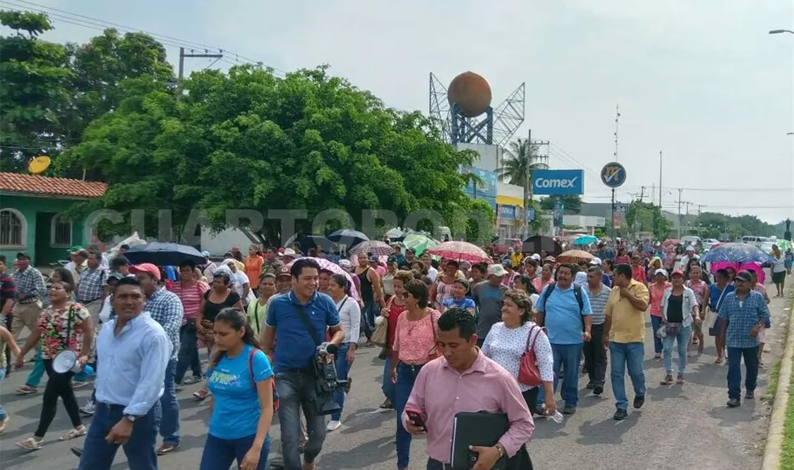 Protestan contra la CFE por las altas tarifas